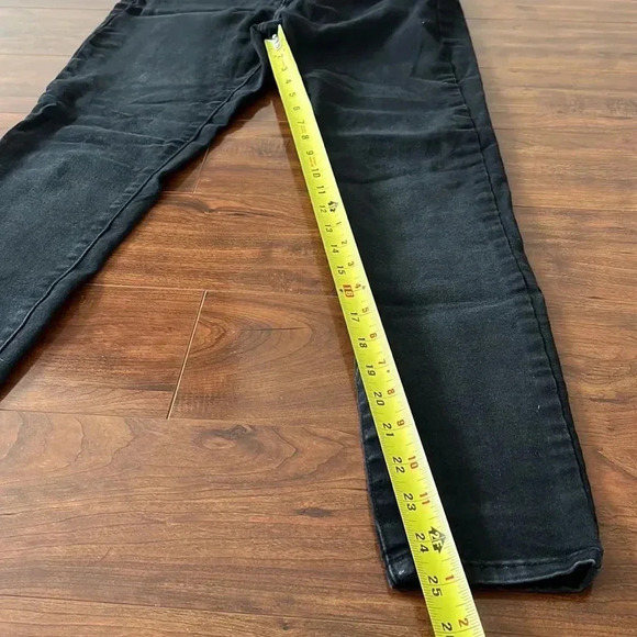 Black Skinny Jeans - Picture 5 of 9